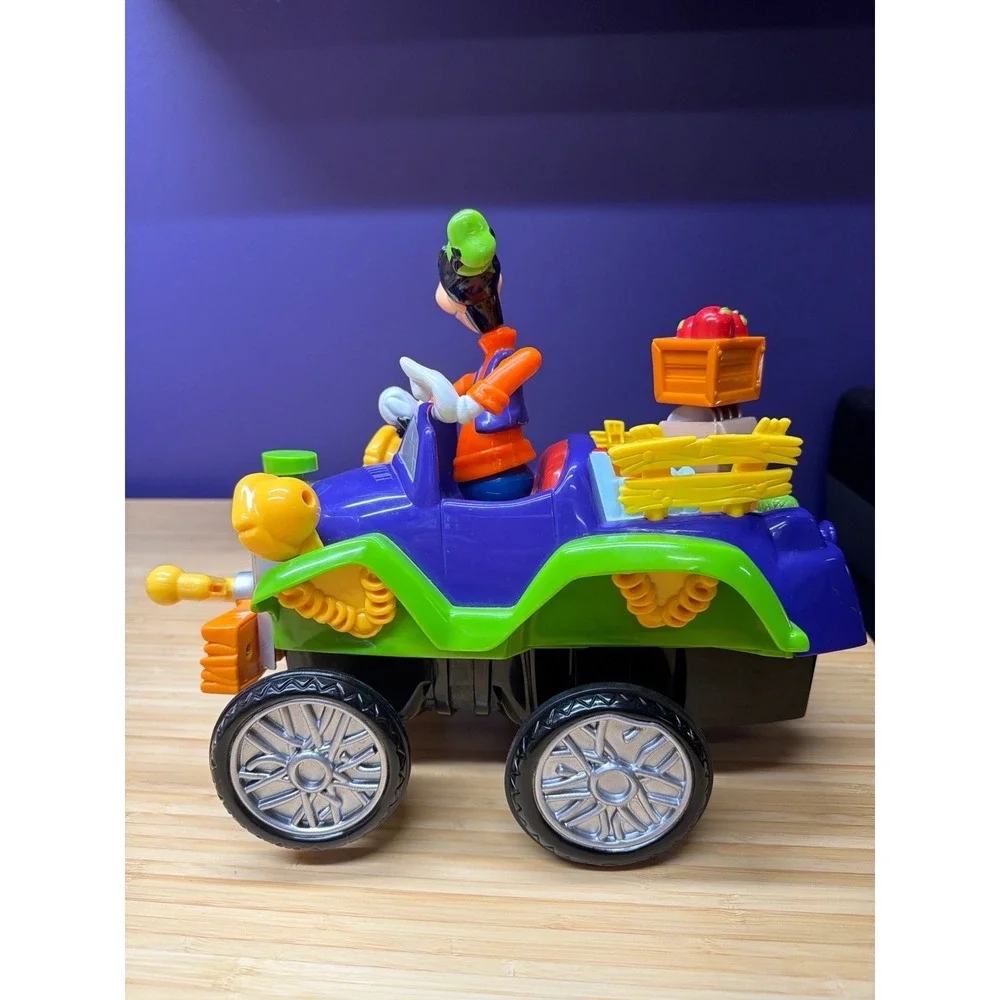 Disney Goofy RC Bump N Go Talking Car Mattel 2000 Works No Remote 27MHz